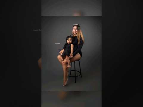 Sesión de fotos madre e hija en estudio