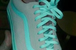 tenis-que-se-ven-de-diferente-color